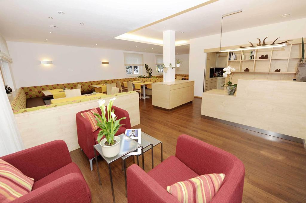 Valbella Bed & Breakfast Partenen Εξωτερικό φωτογραφία